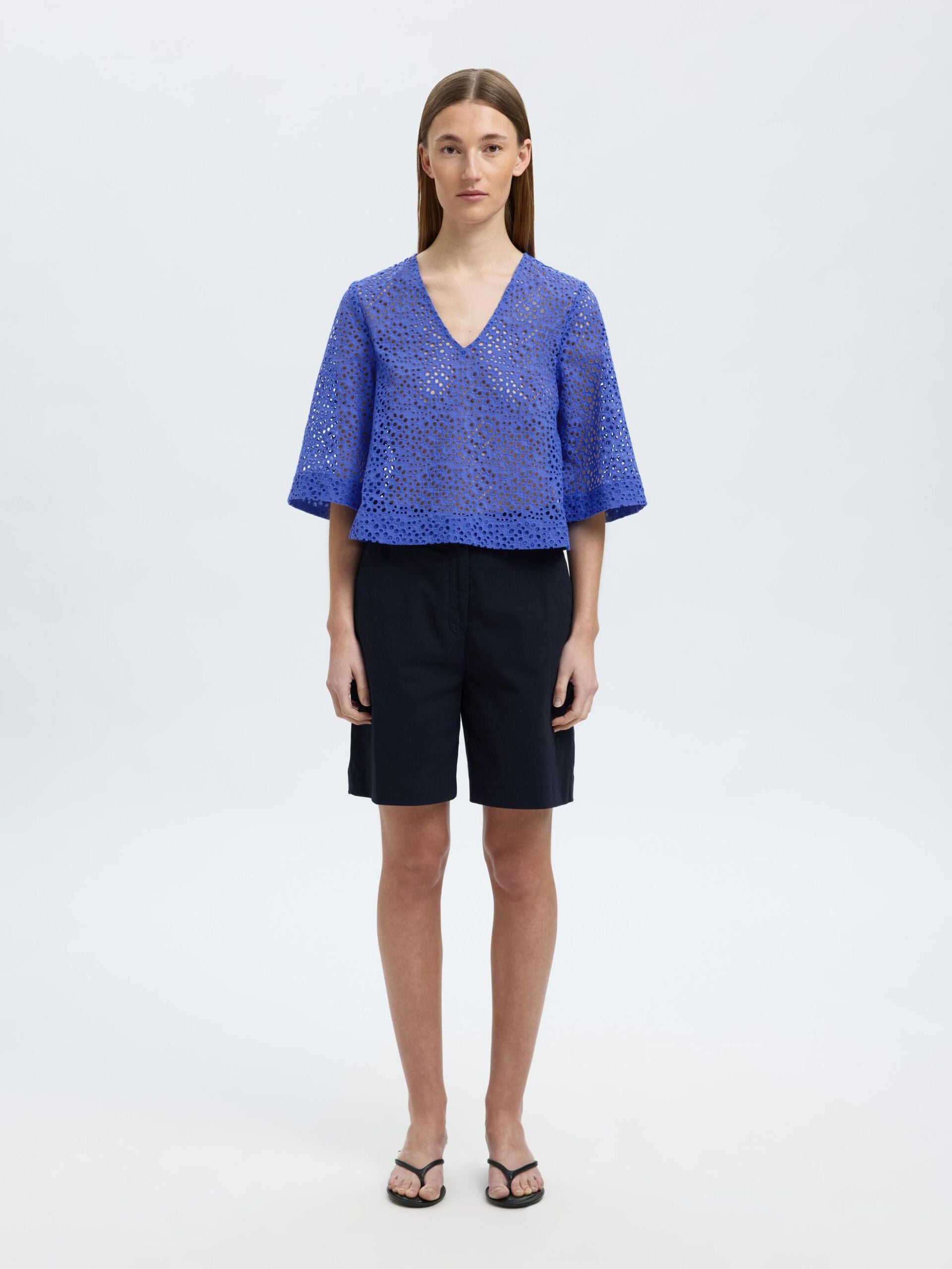 SELECTED FEMME BRODERI TOP - DAZZLING BLUE