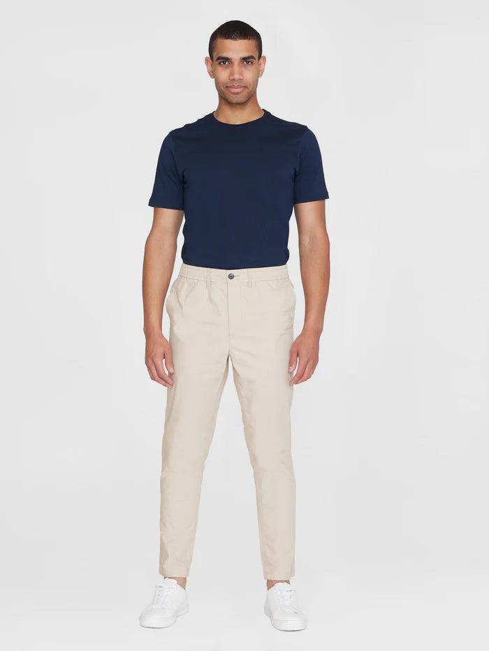 KNOWLEDGE COTTON APPAREL TAPERED TROUSER - FEATHER GRAY