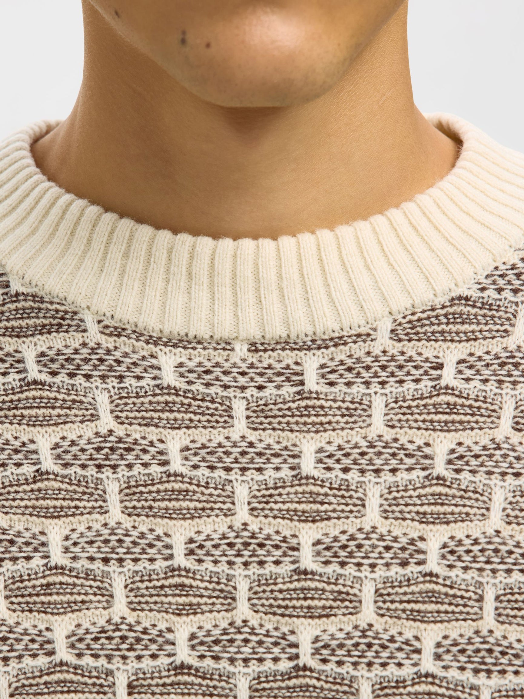 SELECTED HOMME CREW NECK - EGRET / DEMITASSE