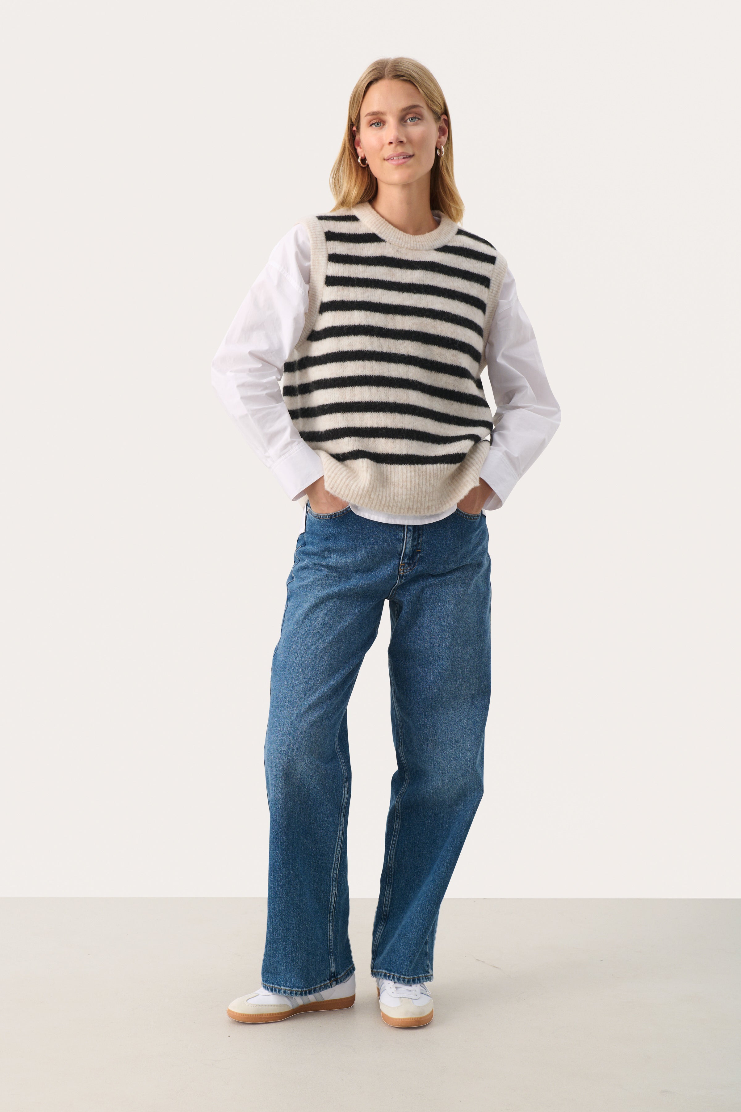 EMMELY JUMPER - BLACK STRIPE